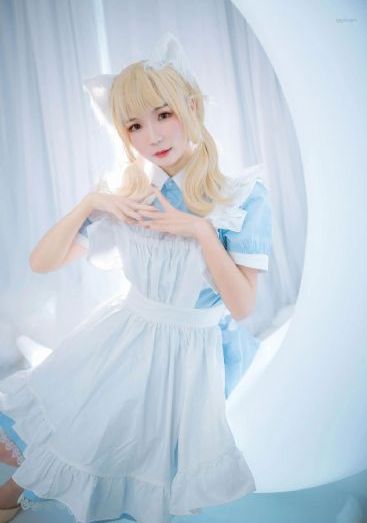 男生把美女狂出水视频